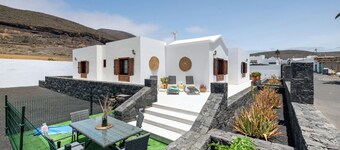 Vacation Home 'Villa Tahoyo' with Mountain View, Private Terrace and Wi-Fi