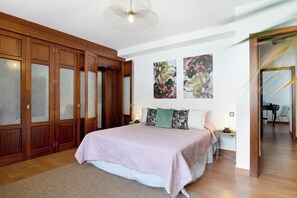 3 bedrooms, iron/ironing board, free WiFi, bed sheets - Vacation Home 'Villa Tahoyo' with Mountain View, Private Terrace and Wi-Fi (Máguez)