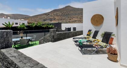 Vacation Home 'Villa Tahoyo' with Mountain View, Private Terrace and Wi-Fi