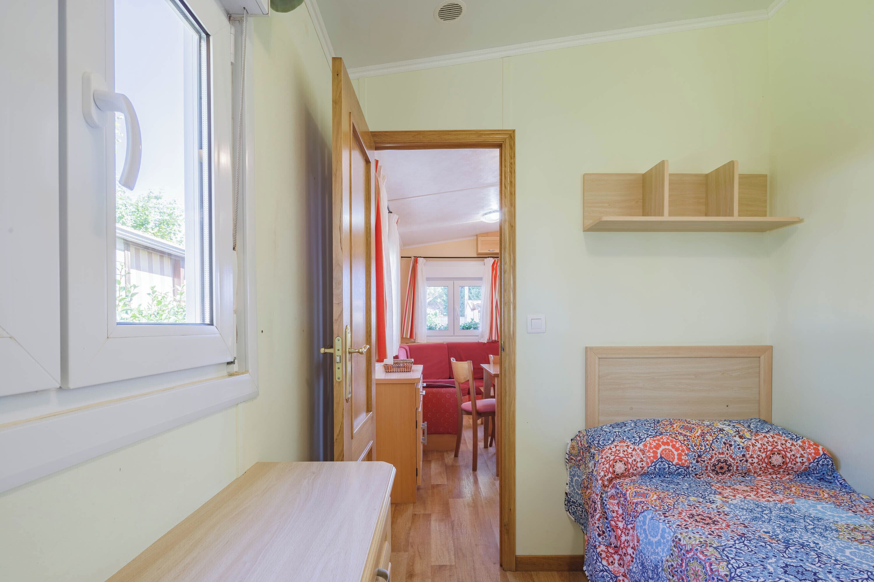 2 slaapkamers, een strijkplank/strijkijzer, gratis wifi, beddengoed