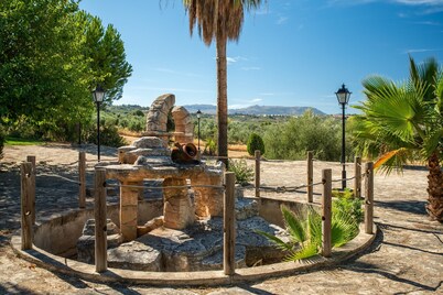 Country House 'Villa Minerva' with Mountain View, Wi-Fi and Air Conditioning