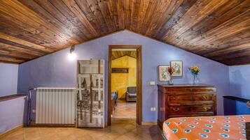 4 Schlafzimmer, kostenloses WLAN, Bettwäsche