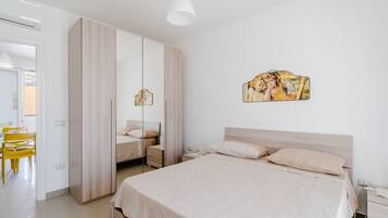 1 habitación y ropa de cama