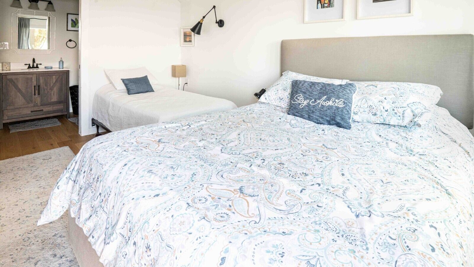 2 bedrooms, iron/ironing board, WiFi (free), bed sheets