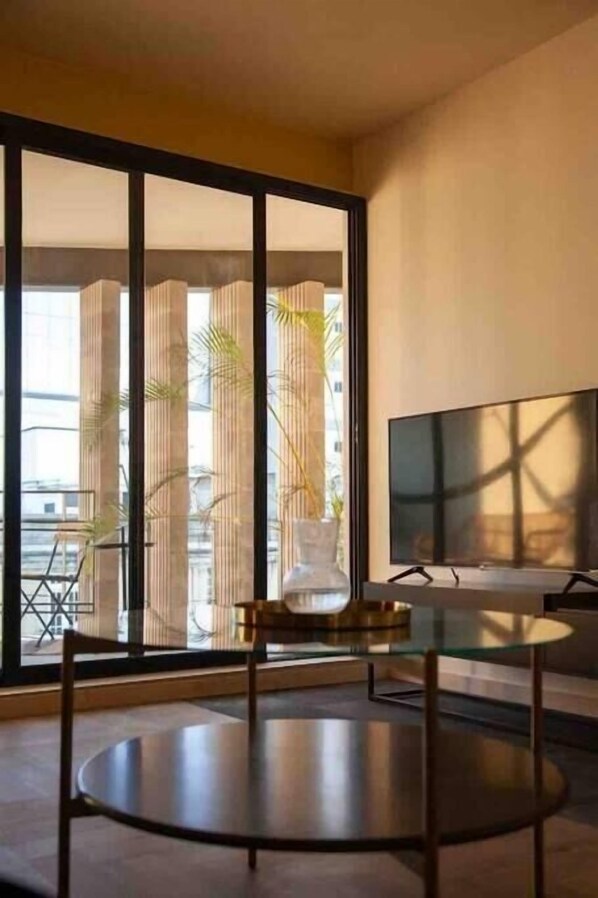 Interior - Mr. W | Roma PH with Balcony next to Cibeles | 2BR (Ciudad de México)