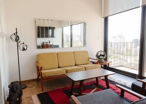 TV - Mr. W | Retro-Modern | Balcony | Gym (Juárez)