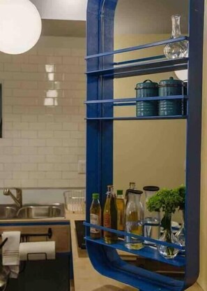 Fridge, microwave, stovetop, coffee/tea maker - Mr. W | Roma 2BR, Top Location close to everything (Ciudad de México)