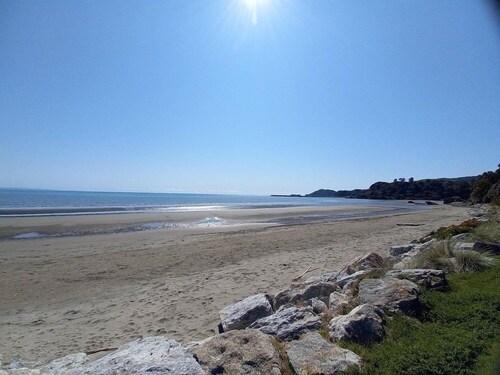 Modern cabin at beautiful Pohara Beach