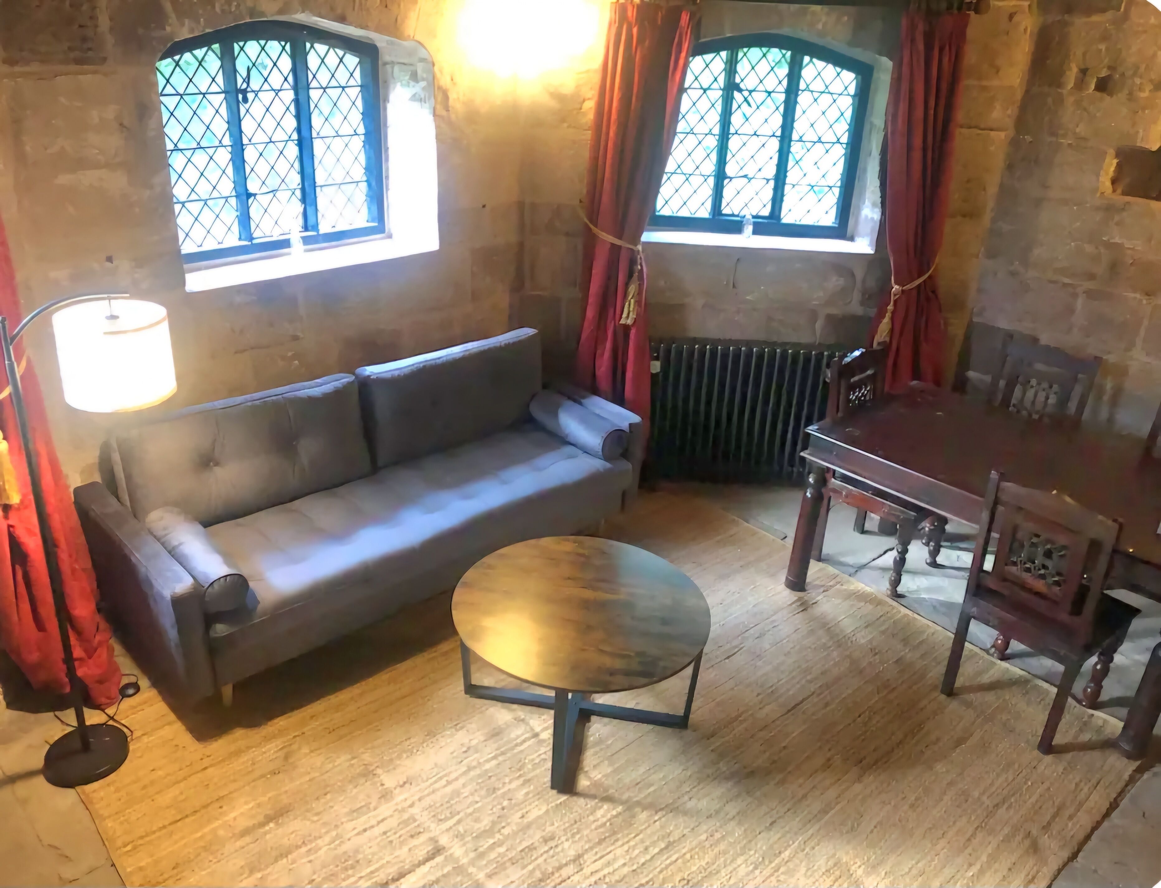 智能电视、壁炉