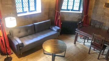 智能电视、壁炉