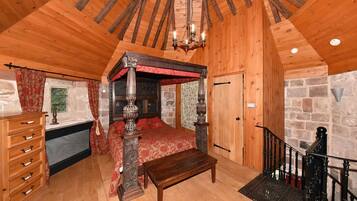 12 bedrooms, desk, iron/ironing board, free WiFi