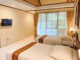 Superior Twin Room | Free WiFi