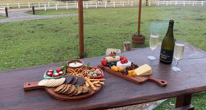 Mandaluck Tiny House Retreat: Nature & Adventure Await in the Watagan Mountains