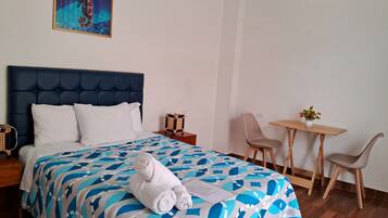 1 bedroom, WiFi, bed sheets