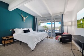 5 dormitorios, tabla de planchar con plancha, cuna de viaje y wifi