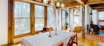 Gorgeous woodland home with deck & firepit - walk to ocean bluffs & Rail Trail