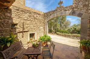 Outdoor dining - Moli de sa Cova by Interhome (Felanitx)