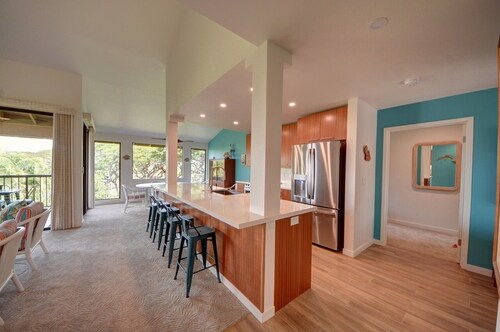 Wailea Ekahi 24C - Renovated  1-bed apartment, Summer in Paradise, Beach Access!