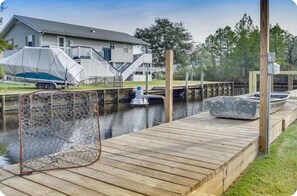 Property grounds - Waterfront Cozy Unit Bay St Louis / kayaks &dock (Bay St. Louis)