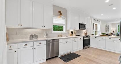 Idlewood Suites ~ 3-Story West Knoxville Suite #4