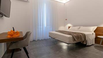 Espero Comfort Apartment | 2 bedrooms, Egyptian cotton sheets, premium bedding, down comforters