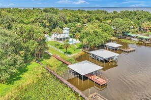Exterior - Month Stays Welcome! Lakefront Fishing Cottage |Private Dock | Canoe & Explore Old Florida's Views (Lake Wales)