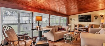 Month Stays Welcome! Lakefront Fishing Cottage |Private Dock | Canoe & Explore Old Florida's Views