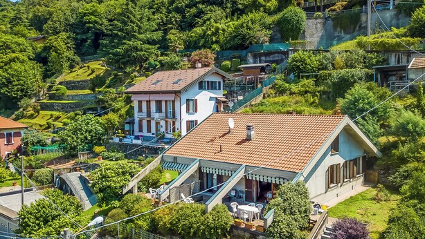Exterior - Appartamento Alessandra: Terrace and Lake View, Laveno Mombello, Italy (Laveno Mombello)