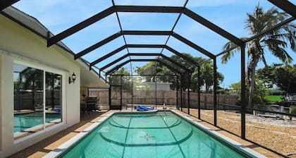 Canal-Front Escape with Private Pool & Game Room in Port Charlotte - Point Of Rocks