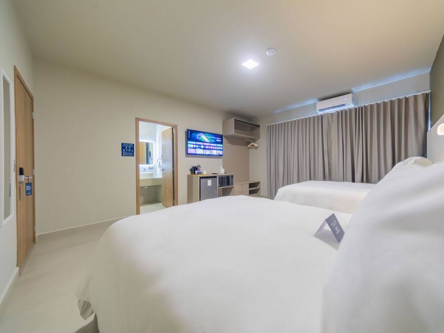 Deluxe Suite, Private Bathroom (Two Full Room 2.02) | Premium bedding, down comforters, blackout drapes, iron/ironing board