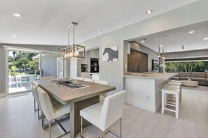 Dining - Private Luxury SE Fort Lauderdale Peninsula with Large, Heated Pool and Dock (Fort Lauderdale)