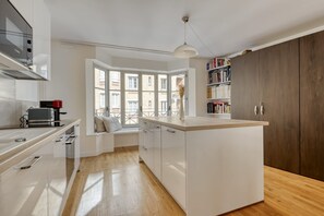 Fridge, oven, dishwasher, coffee/tea maker - Superb Flat with Balcony-near Notre-Dame - Paris 5 (Paris)