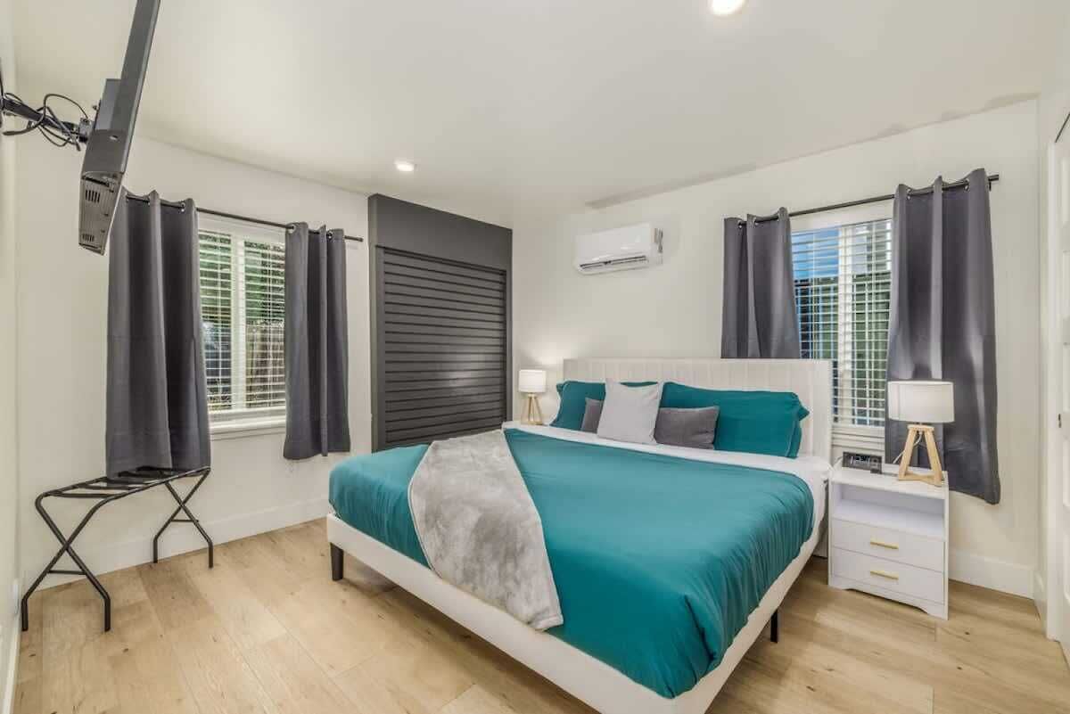 1 bedroom, desk, free WiFi, bed sheets