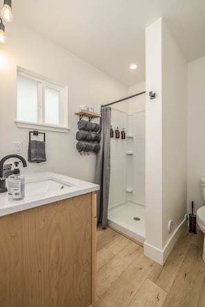 Hair dryer, towels