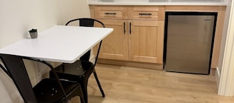 Fresh, Modern Retreat – 5 Min to CDA Lake & Vibrant Downtown