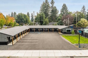 Property grounds - Studio #3 At The Flats - Downtown Nightlife (Coeur d'Alene)