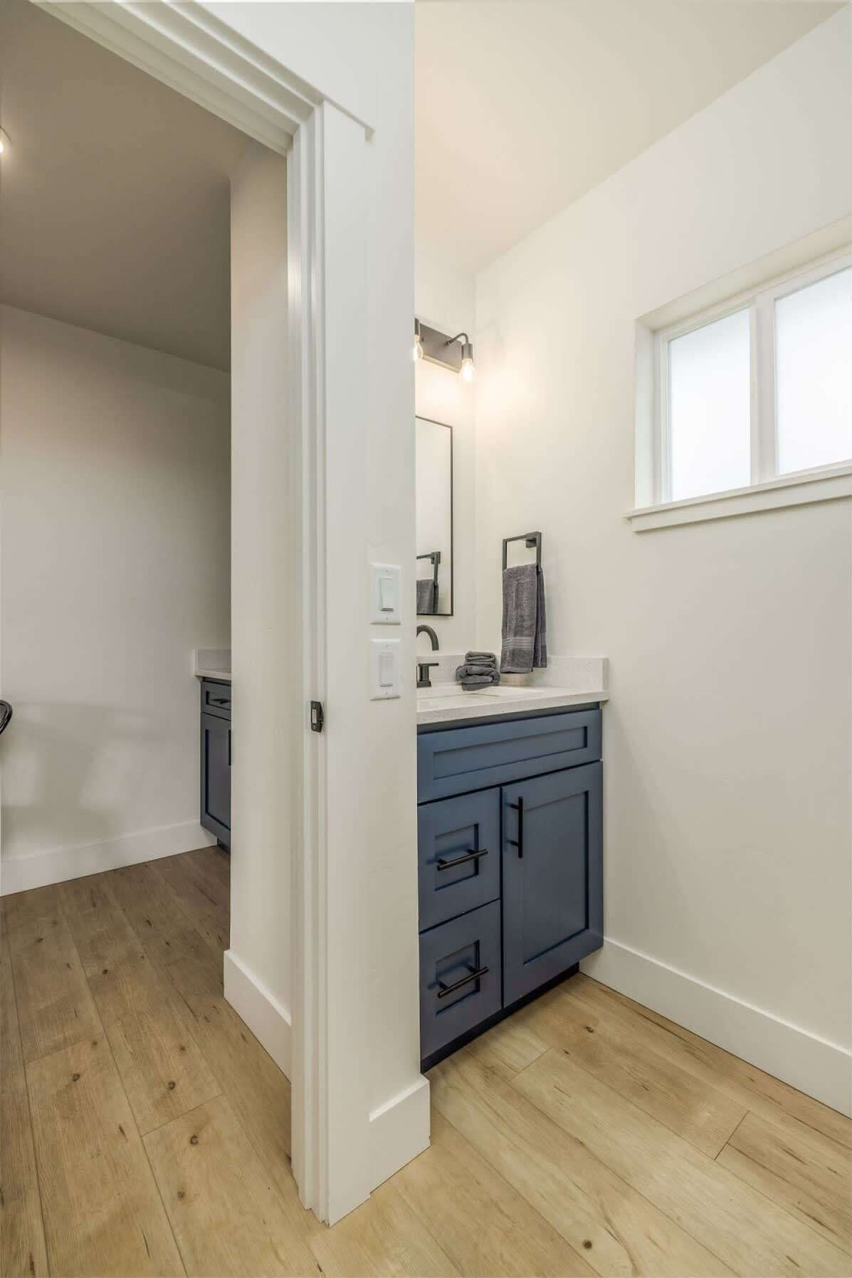 ヘアドライヤー、タオル