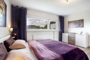 1 chambre, fer et planche à repasser, Wi-Fi gratuit, draps fournis