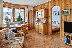 1 chambre, fer et planche à repasser, Wi-Fi gratuit, draps fournis