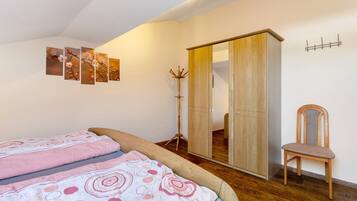 1 makuuhuone, silitysrauta/-lauta, ilmainen Wi-Fi, vuodevaatteet