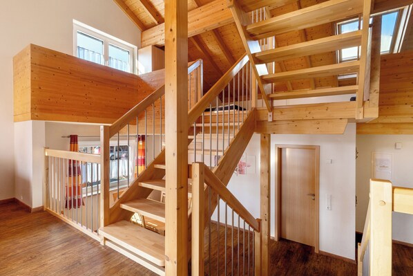 Interior - Apartment 'Ferienwohnung Apfel' with Shared Garden, Balcony and Wi-Fi (Appenweier)