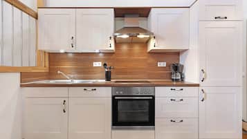 Kühlschrank, Ofen, Herdplatte, Geschirrspüler