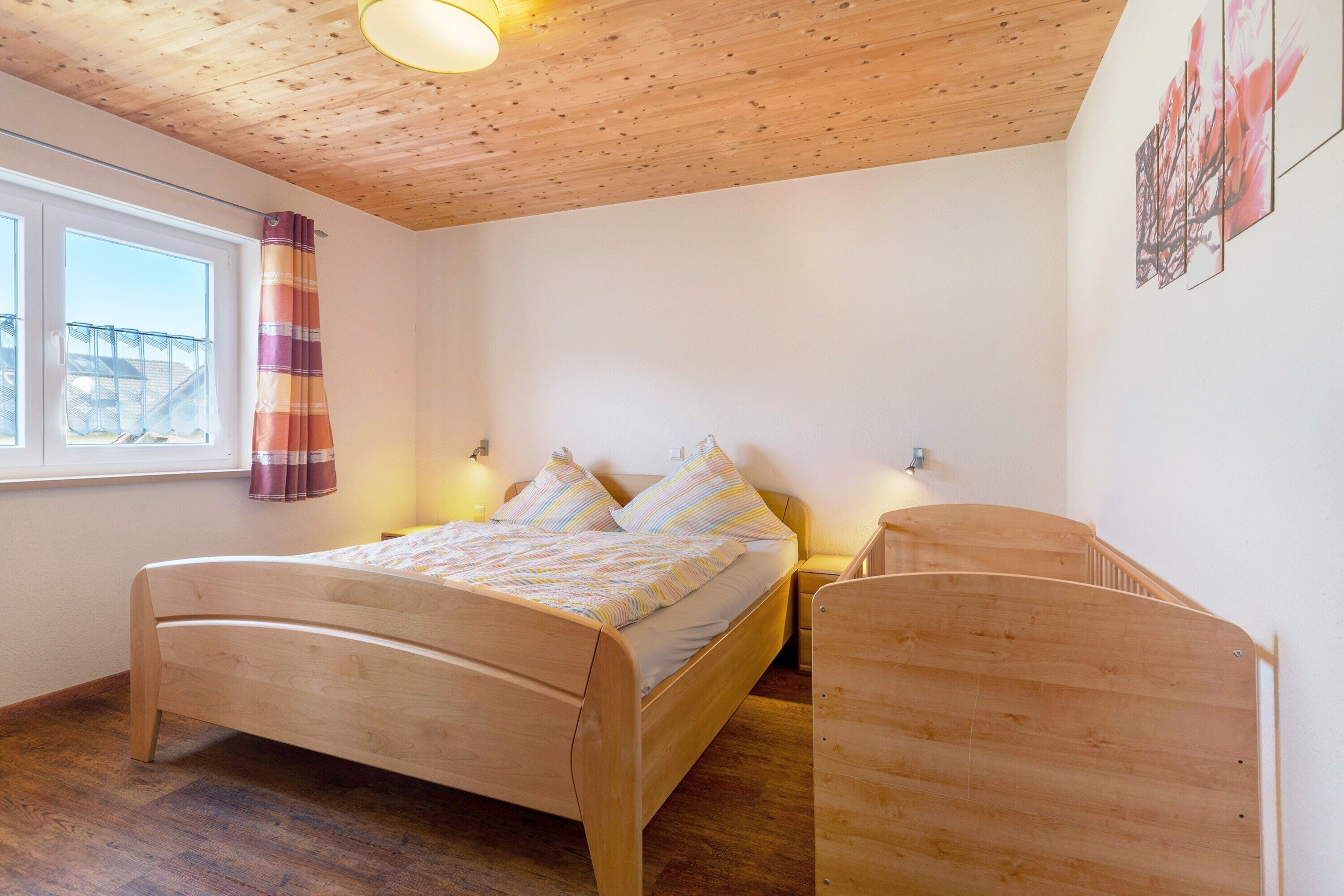 3 bedrooms, free WiFi, bed sheets