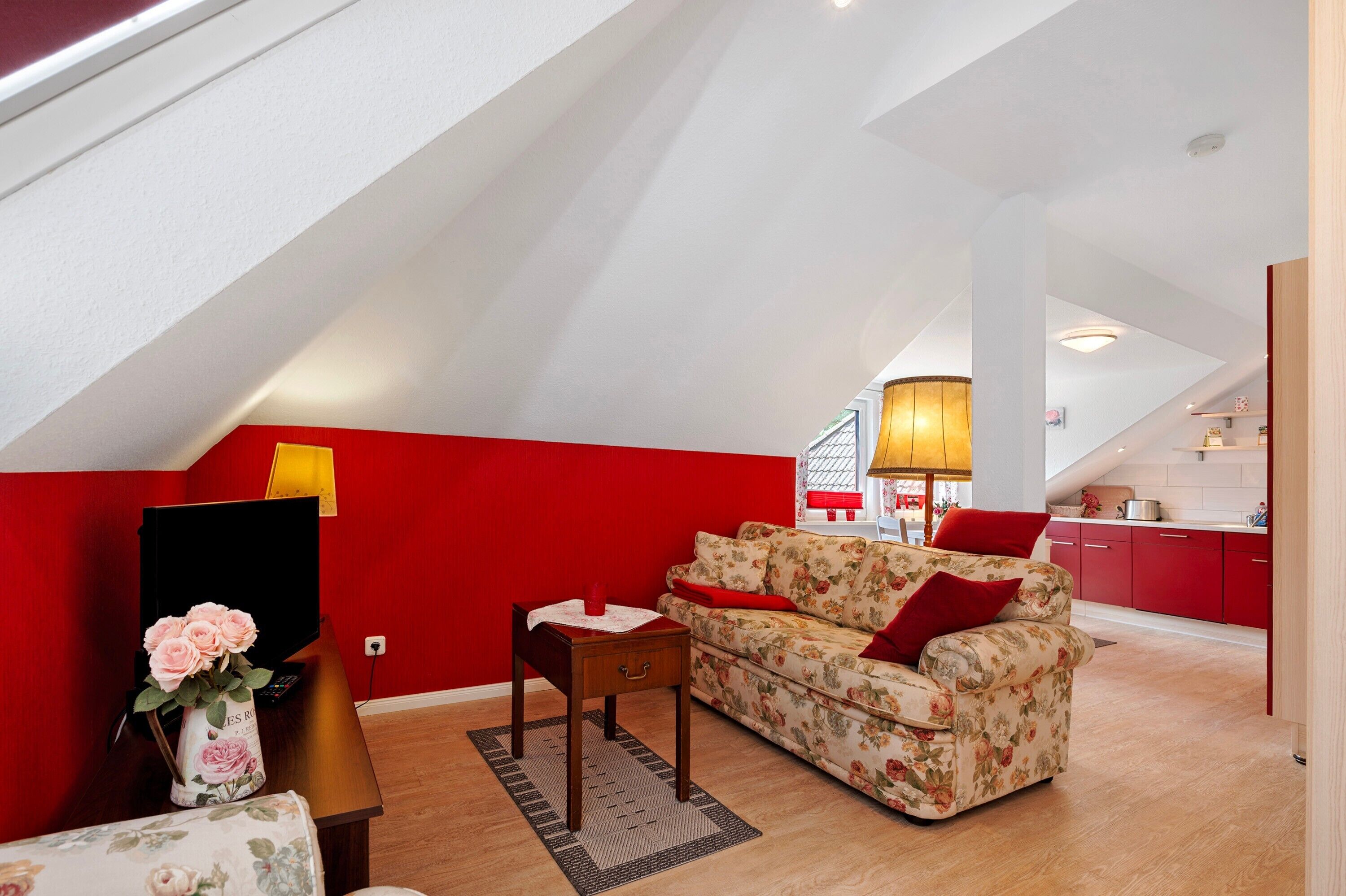 Ferienwohnung 'Fewo Birkenallee - Rose' Mit Privater Terrasse, Privatem Garten Und Wlan - Stade