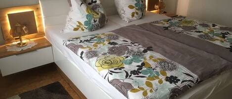 1 sovrum, strykjärn/strykbräda, gratis wi-fi och sängkläder