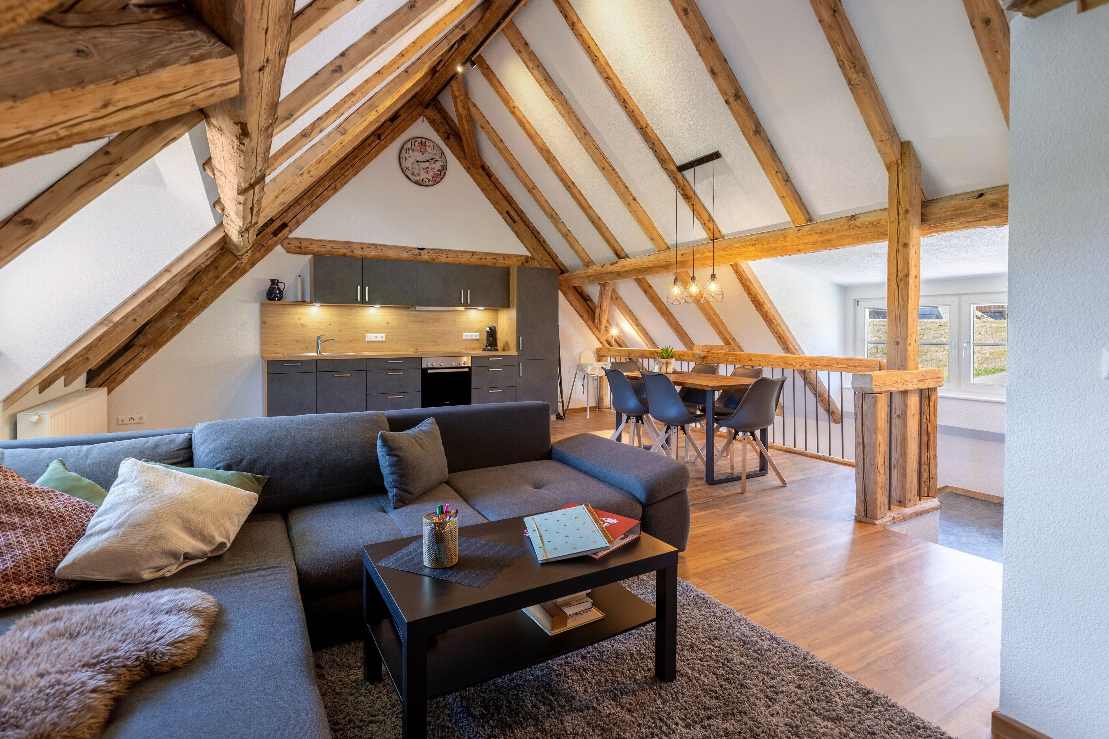 テレビ、ステレオ