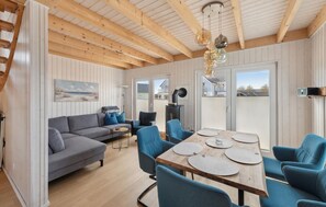 TV, fireplace - Awesome home in Olpenitz with sauna (Olpenitz)