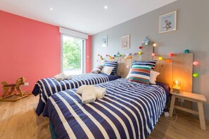 5 bedrooms, iron/ironing board, free WiFi, bed sheets - Eor Glas - Villa with pool and spa near the sea (Ploudalmézeau)