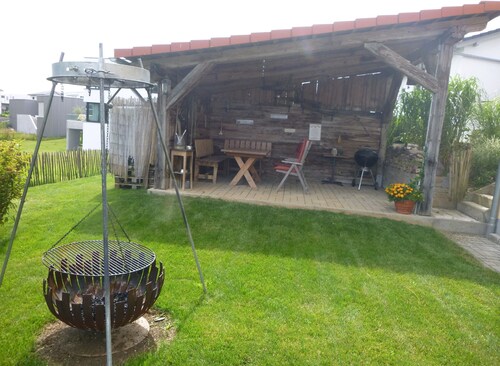 Cool vacation apartment for 2-4 people in Krauchenwies, close to the bathing lake.