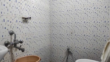 Ducha y cabezal de ducha tipo lluvia